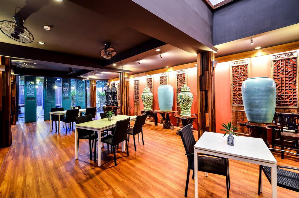Lap Roi Karon Beachfront By Shanaya Esterno foto