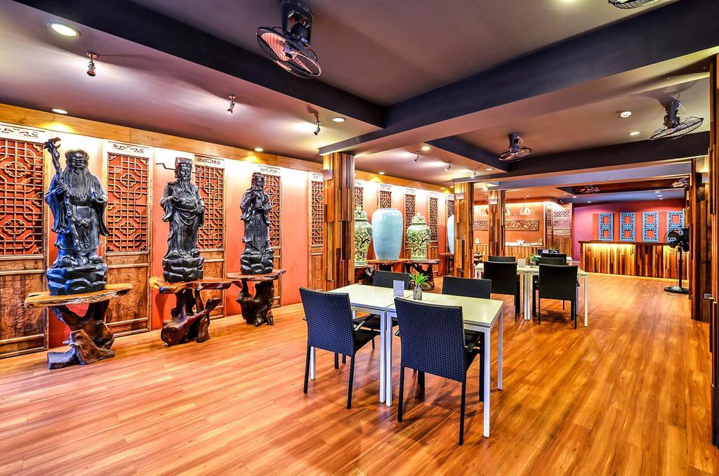 Lap Roi Karon Beachfront By Shanaya Esterno foto