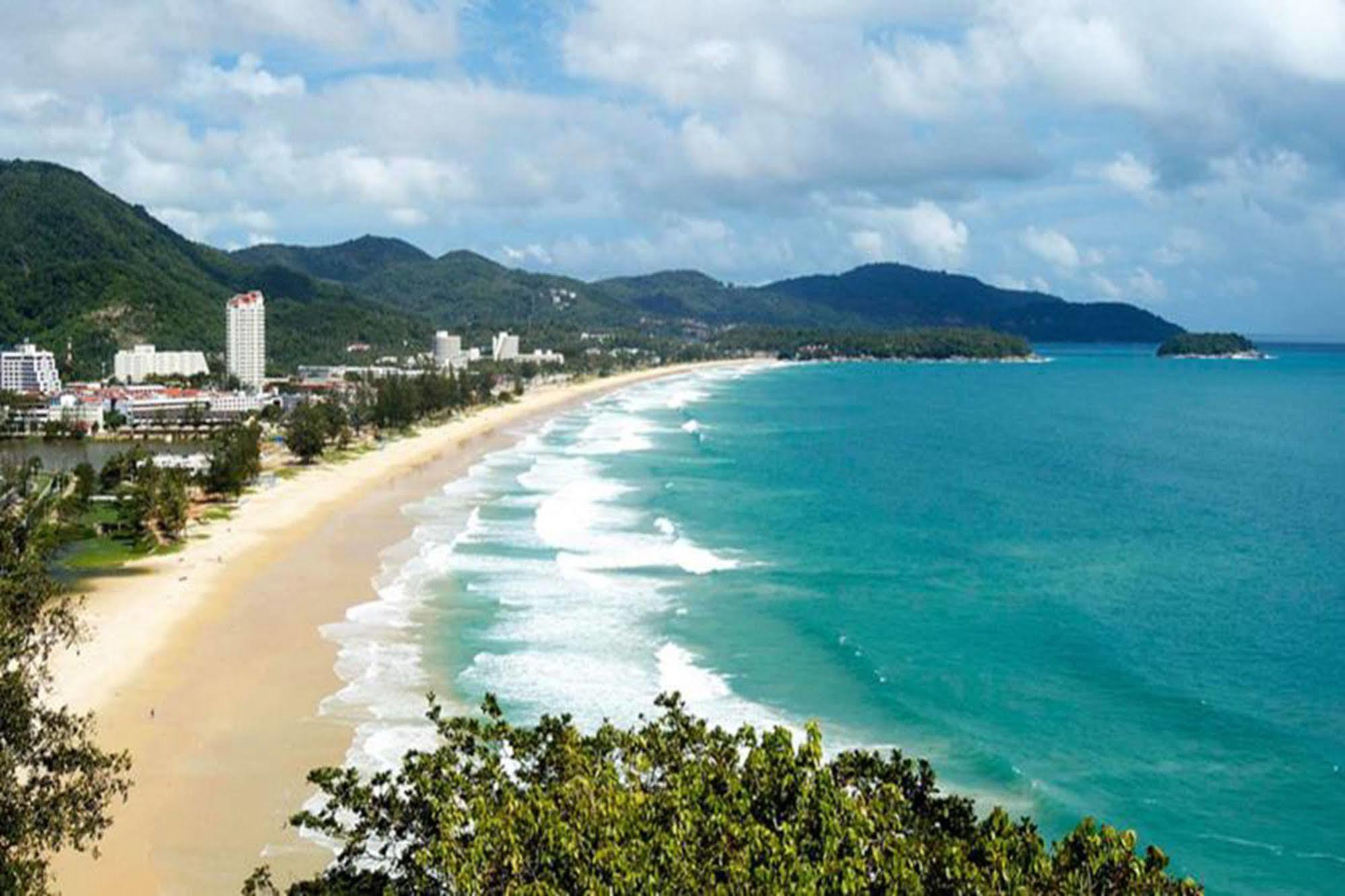 Lap Roi Karon Beachfront By Shanaya Esterno foto