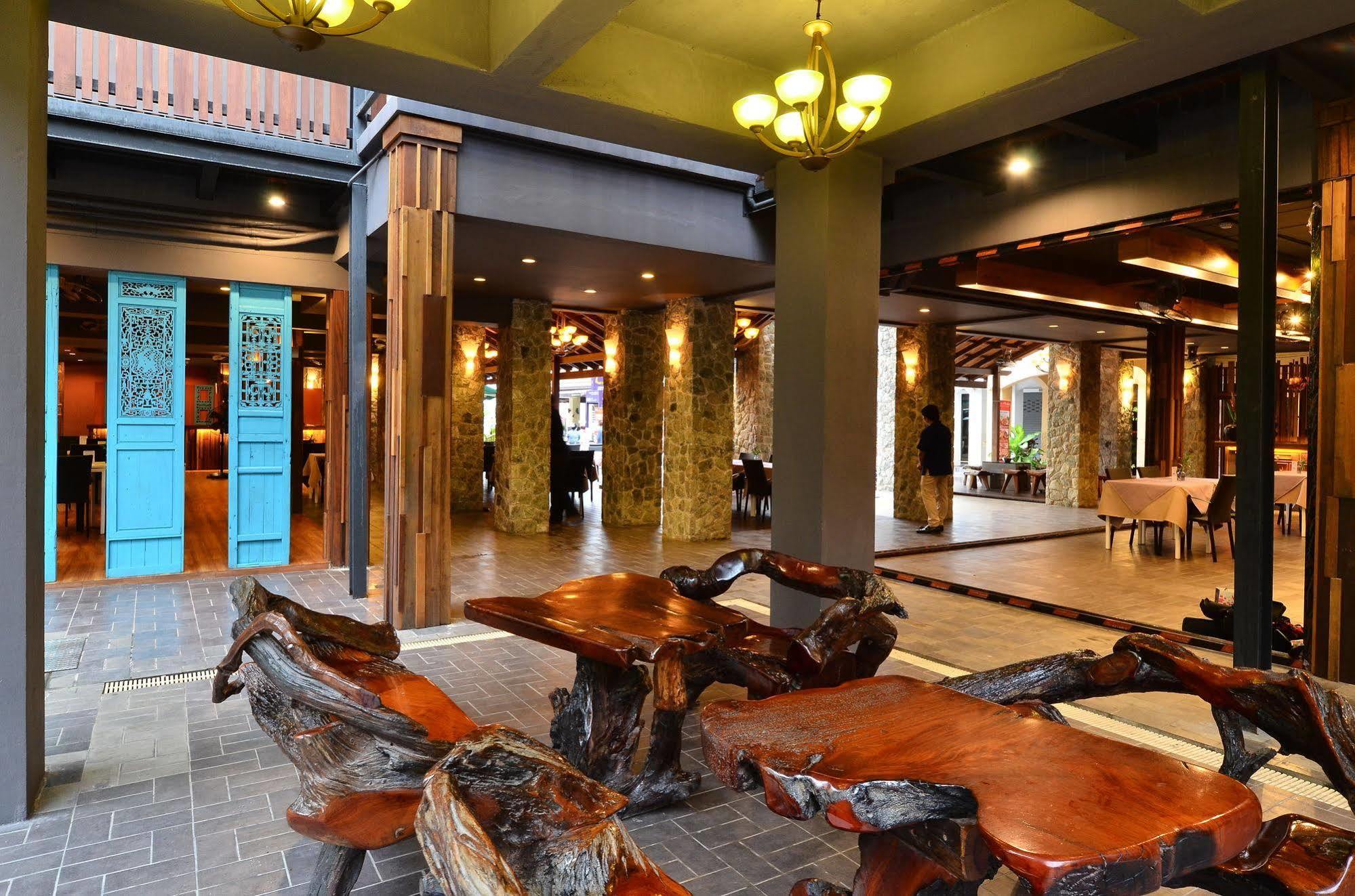 Lap Roi Karon Beachfront By Shanaya Esterno foto